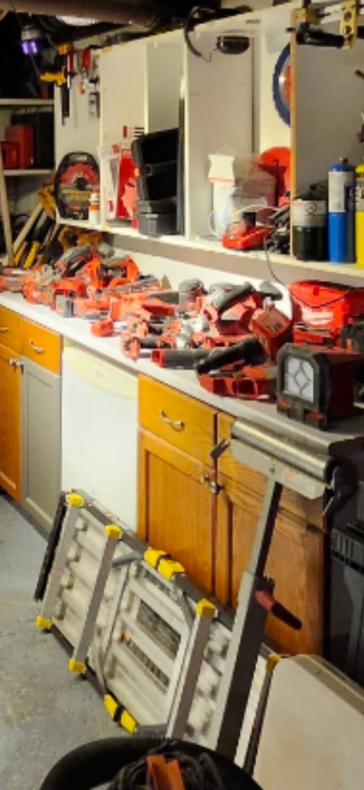 I can honestly say I have an addiction to tools, Namely milwaukee tools 🤣 - Image 2