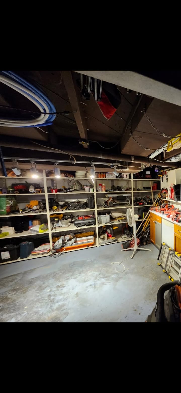 I can honestly say I have an addiction to tools, Namely milwaukee tools 🤣 - Image 3