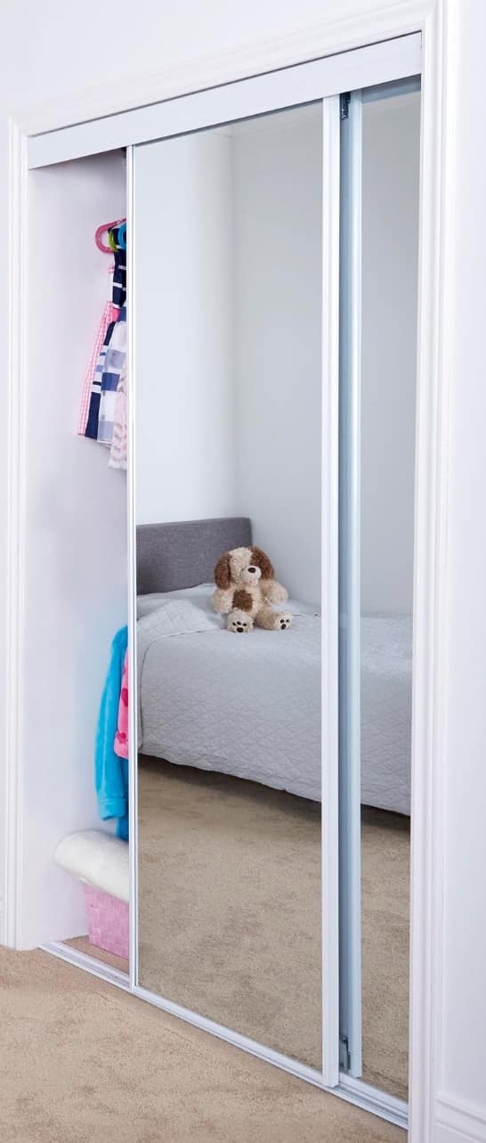 Sliding closet door replacement available - Image 5