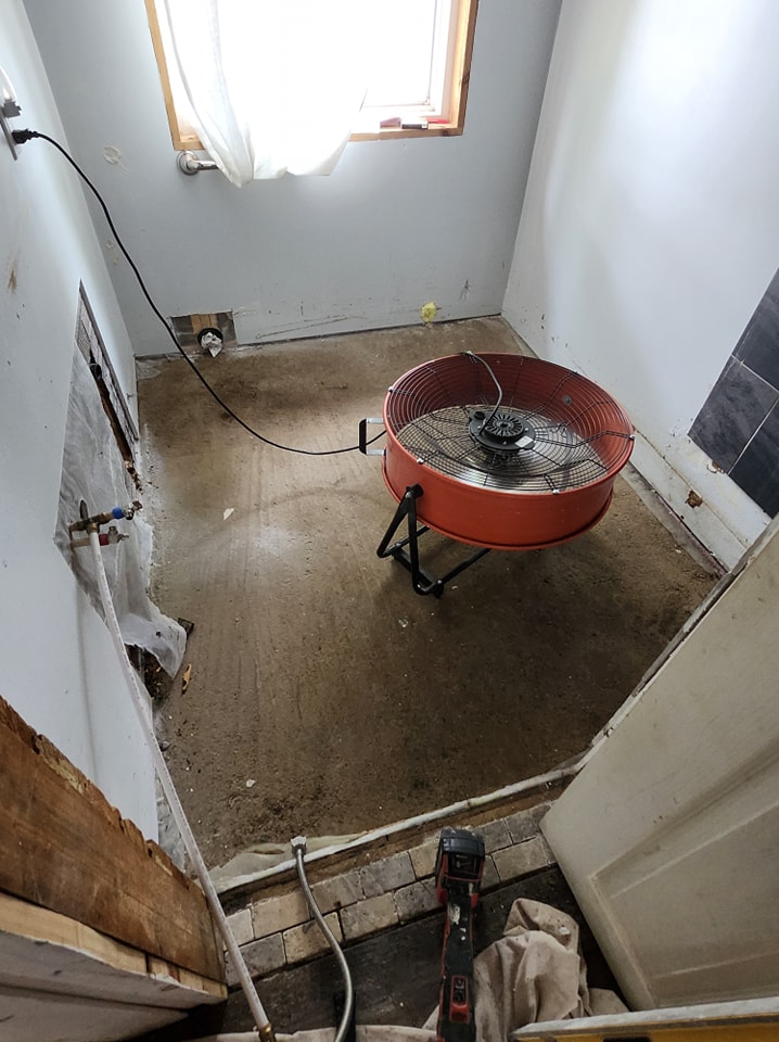 Another bathroom completed, - Image 1