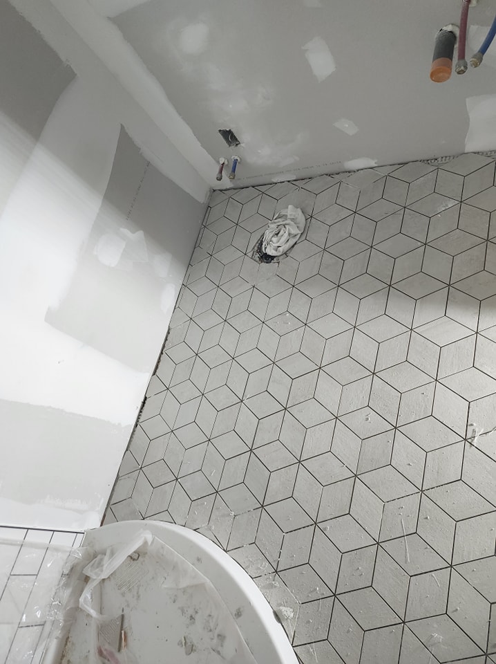 Another bathroom in the works - Image 3