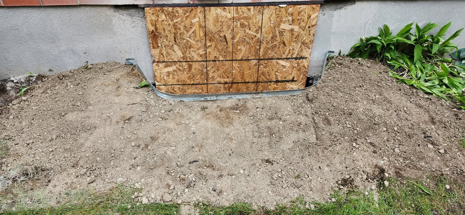 Egress window in Ottawa, Drain and window well added - Image 7