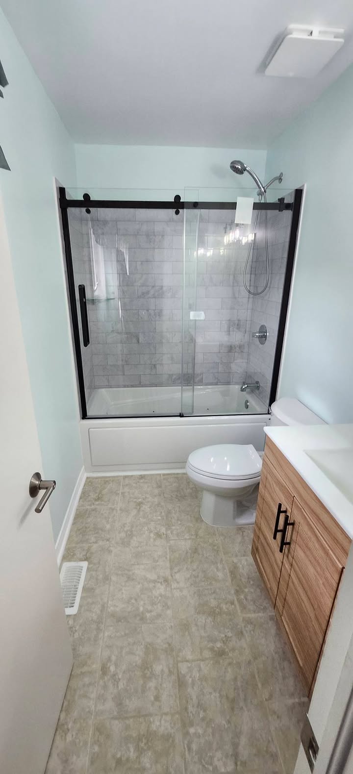 A small little project to refresh a bathroom, Kept the existing floor, New maax ... - Image 2