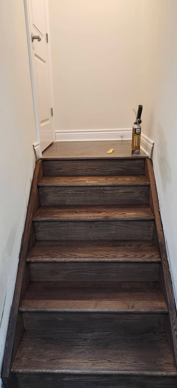 From Unfinished Pine to Red Oak: A Stunning Staircase Transformation! - Image 3