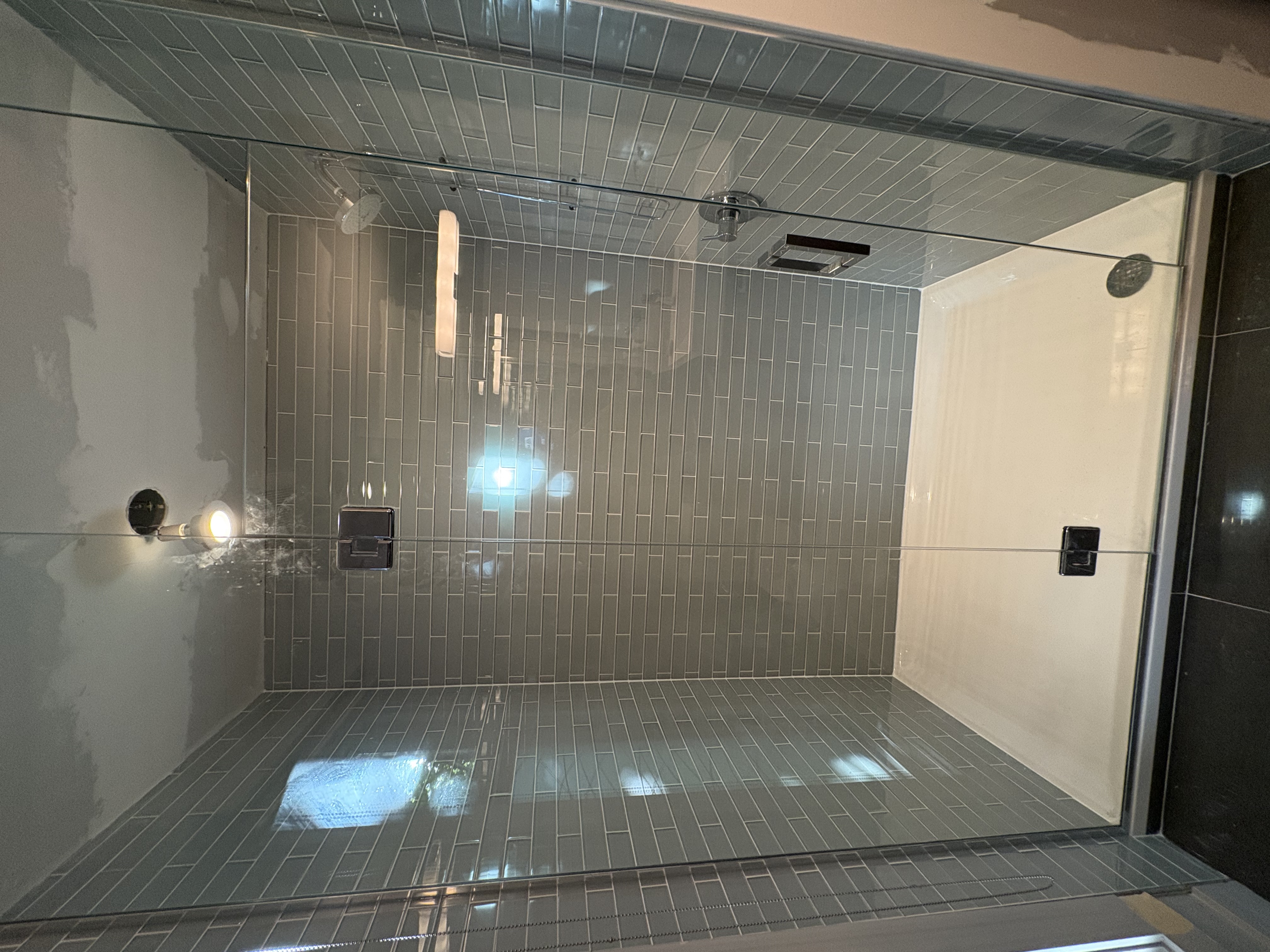 Davinci Tiling photo 4